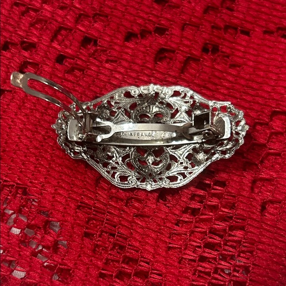 Vintage Hair Barrette - Picture 4 of 6